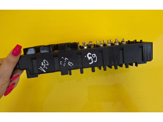 Блок предохранителей  518322326, 8637841   Volvo V70    