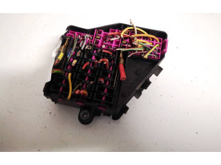 Блок предохранителей 4A0937529 Audi A6 S6 C5 4B