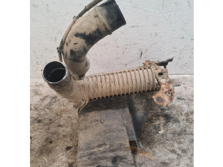 Интеркулер     Toyota Avensis Verso 2.0