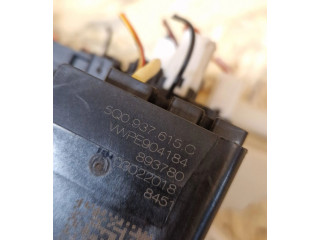 Блок предохранителей 5Q0937615C, 893780   Skoda Superb B8 (3V)    