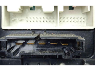 Рулевая рейка Модуль блока управления кондиционером Volkswagen Caddy 2004 - 2010 года