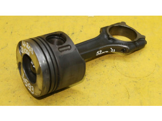 Píst Mercedes-Benz C W203