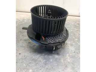 Вентилятор печки 3C0907521F Audi Q3 8U