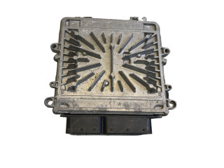 Блок управления двигателя 30729826A, 0281012103   Volvo V70