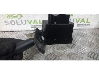 Ручка стеклоочистителей 623961 Citroen Xsara Picasso