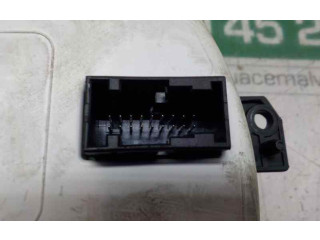 Панель приборов    Citroen C3 Pluriel       