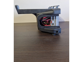 Блок предохранителей  30728132   Volvo XC90    