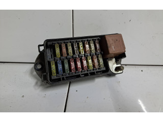 Блок предохранителей LNA2800FB, 518154000 Jaguar XJ X300