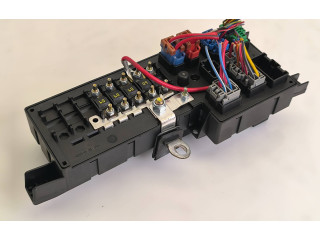 Блок предохранителей 518788104, 8678449   Volvo V70    