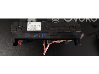 Pojistková skříňka A2219067000, A2219067400 Mercede-Benz S AMG W221 2012