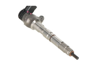 Форсунка 05L130277E    Volkswagen Caddy   