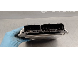 Блок управления двигателя 8966102A90, 0281011733   Toyota Corolla Verso E121