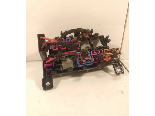 Pojistková skříňka 8a0937530 Audi A6 S6 C6 4F 2007