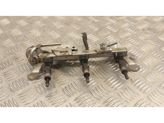 Топливная рампа 175201470R, 20161106 Dacia Sandero 0.9