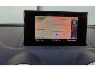 Дисплей    8V0857273H   Audi A3 S3 8V