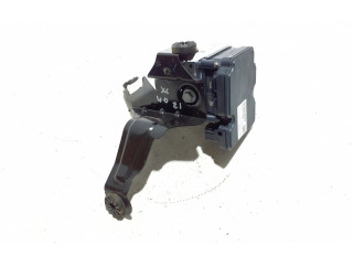 Блок АБС 32281466 Volvo XC40 - года