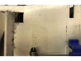 Блок управления двигателя 1905871, 90386823 Opel Combo B