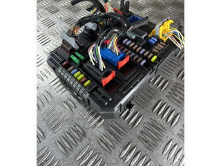 Блок предохранителей 9832881080, 983288108000   Peugeot 2008 II    