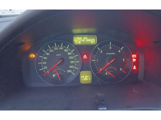 Панель приборов Volvo C30