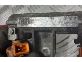 Топливная рампа 92012004 Fiat Siena