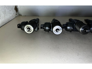 Комплект форсунок 038130073AG, 0414720215    Volkswagen Touran I   