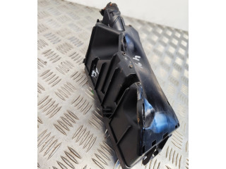 Pojistková skříňka 5Q0907361B Volkswagen PASSAT B8 2016