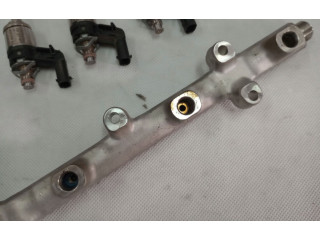 Топливная рампа 04E906036AT, 04C133320G   Skoda Fabia Mk3 (NJ)  