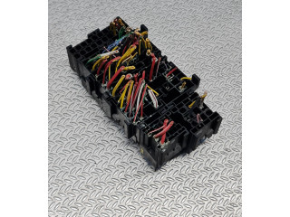 Блок предохранителей 18017641 Dacia Sandero