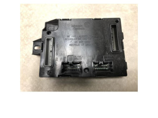 Блок предохранителей  284B15944R, 284B15944R   Renault Twingo III    