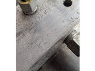 Блок АБС 476601UX4C, 0265951697 Infiniti QX50 (J50) 2013 - 2017 года