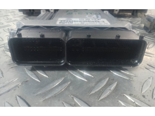 Řídící jednotka 070906016BH, 1039S08232   Volkswagen Transporter - Caravelle T5 2003