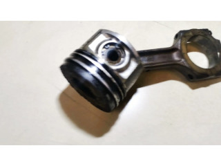 Píst Alfa Romeo 156 pro naftový motor 1.9