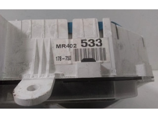 Панель приборов MR402533 Mitsubishi Montero