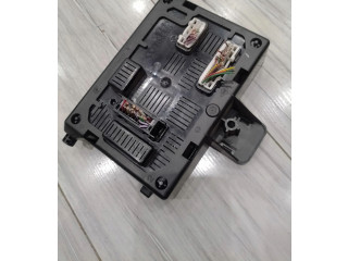 Блок комфорта 8201054129 Renault Clio III