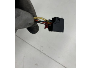 Зеркало электрическое Volkswagen Touran II 2010 - 2016 года