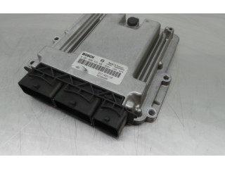 Блок управления двигателя 237102213R, 0281030439 Dacia Dokker