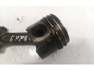  Поршень с шатуном    Peugeot Partner  