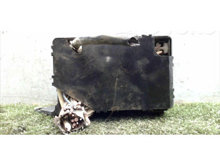 Блок предохранителей Mitsubishi L200