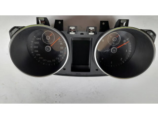 Панель приборов 5K0920861A Volkswagen Golf VI