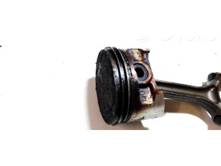 Поршень с шатуном Mitsubishi Colt для бензинового двигателя 1.8