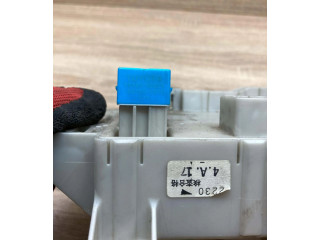 Pojistková skříňka 8198050030, 9098702027 Toyota Land Cruiser (J120) 2002