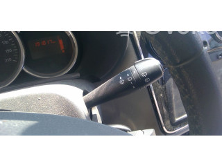 Ручка стеклоочистителей 8201168008 Dacia Lodgy