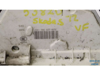 Блок предохранителей 5N1837015C Skoda Superb B6 (3T)