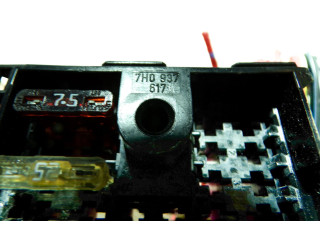 Pojistková skříňka 7H0937617 Volkswagen Transporter - Caravelle T5 2012