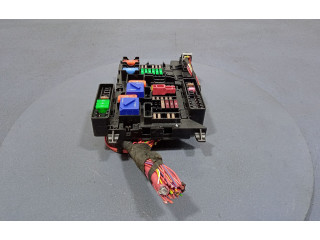   Pojistková skříňka 5A323C8, 5A323C8   Alpine B3 B4 B5 B6 E90 E91 E92 E93 2023