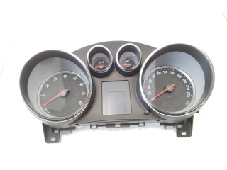 Панель приборов 13346196   Opel Meriva B       