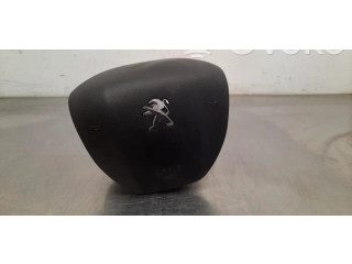 Подушка безопасности водителя 98072114ZD Peugeot 2008 I