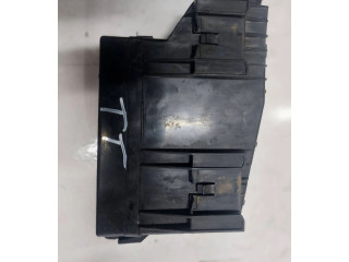 Блок предохранителей  24382CA010, 7154705530   Audi TT Mk1    