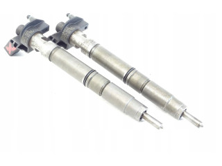Vstřikovač Audi A8 S8 D4 4H