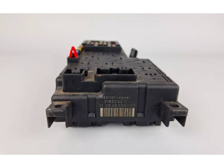 Блок предохранителей 8651187   Volvo V70    